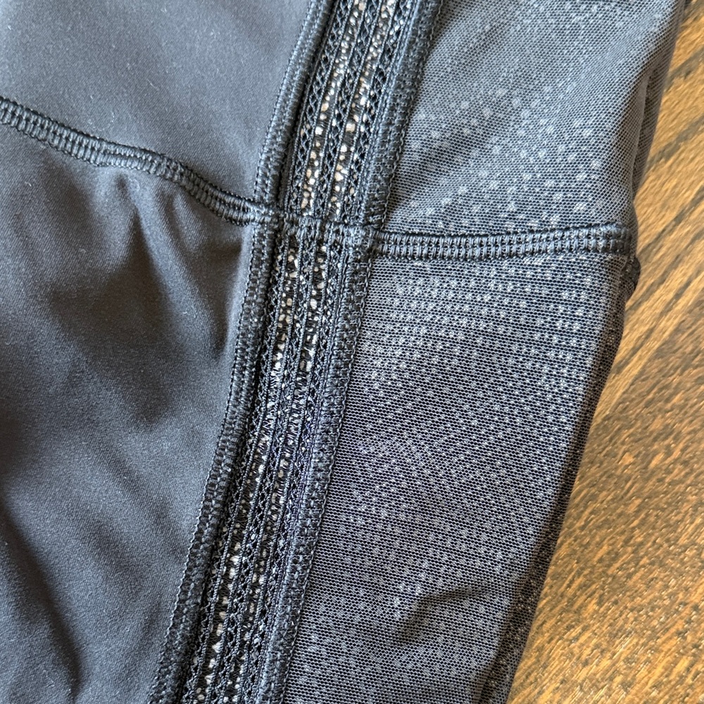 lululemon athletica Black Leggings - Picture 2 of 7